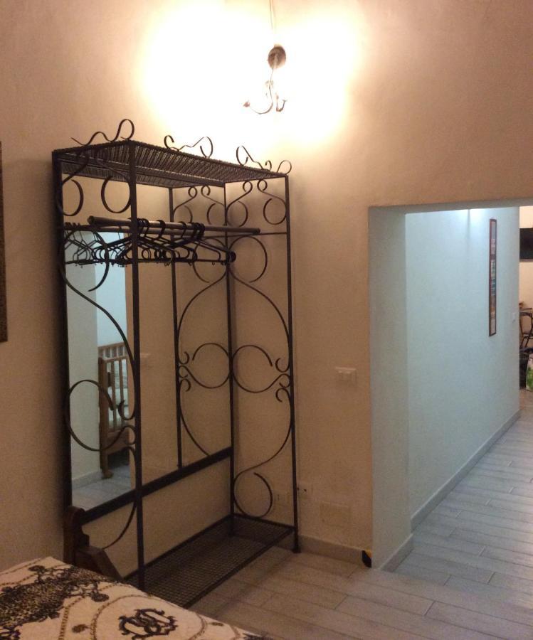 Casa Il Girasole Apartment Livorno Bagian luar foto