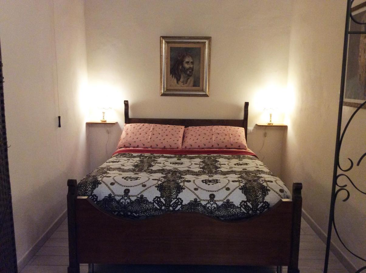 Casa Il Girasole Apartment Livorno Bagian luar foto